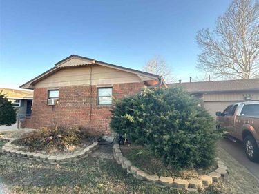 5324 NW Glenn Ave, Lawton, OK 73505