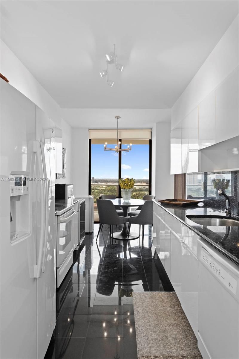 19500 Turnberry Way , Unit 20-C, Aventura, FL 33180 Photo