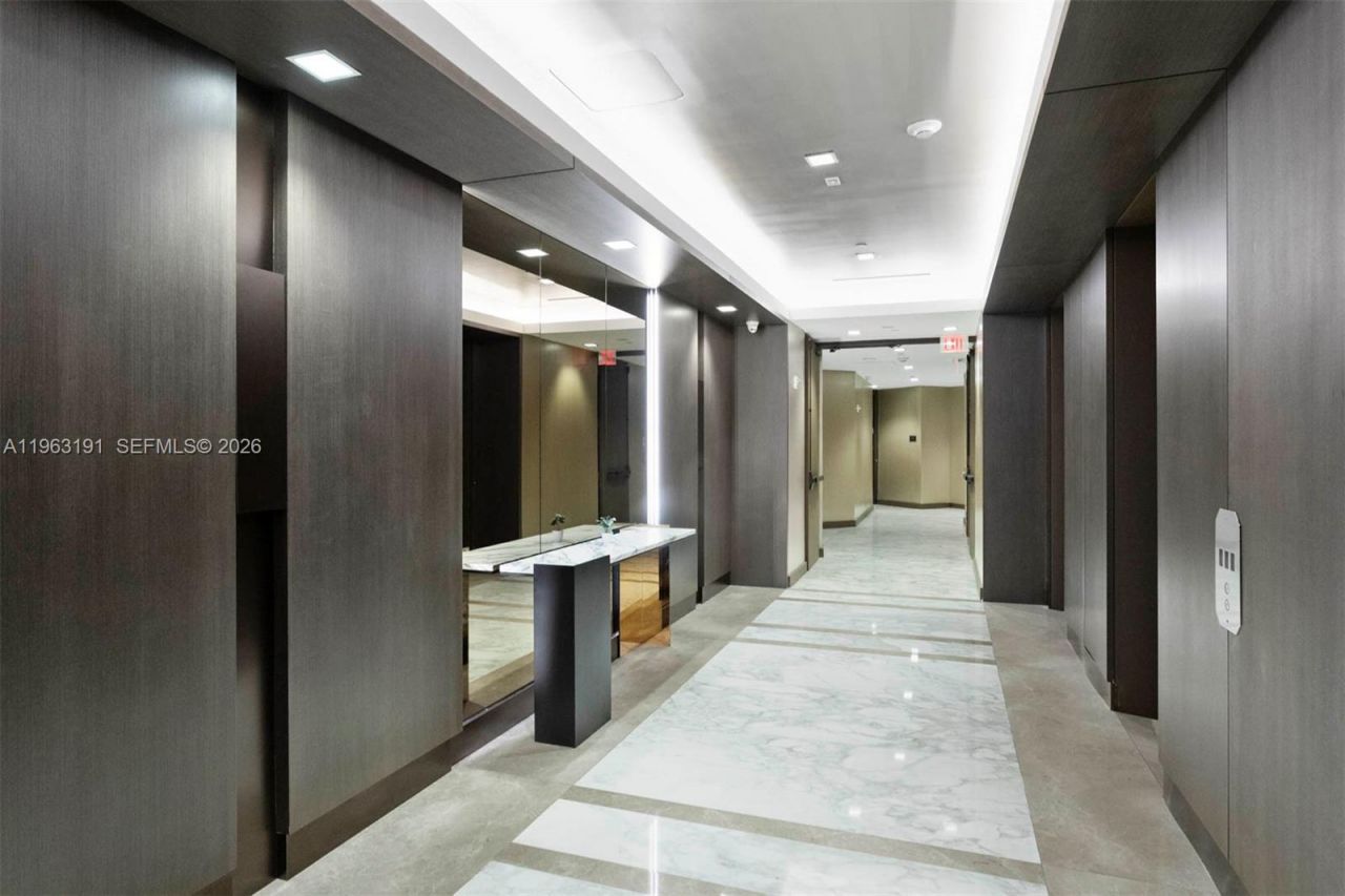 19500 Turnberry Way , Unit 20-C, Aventura, FL 33180 Photo