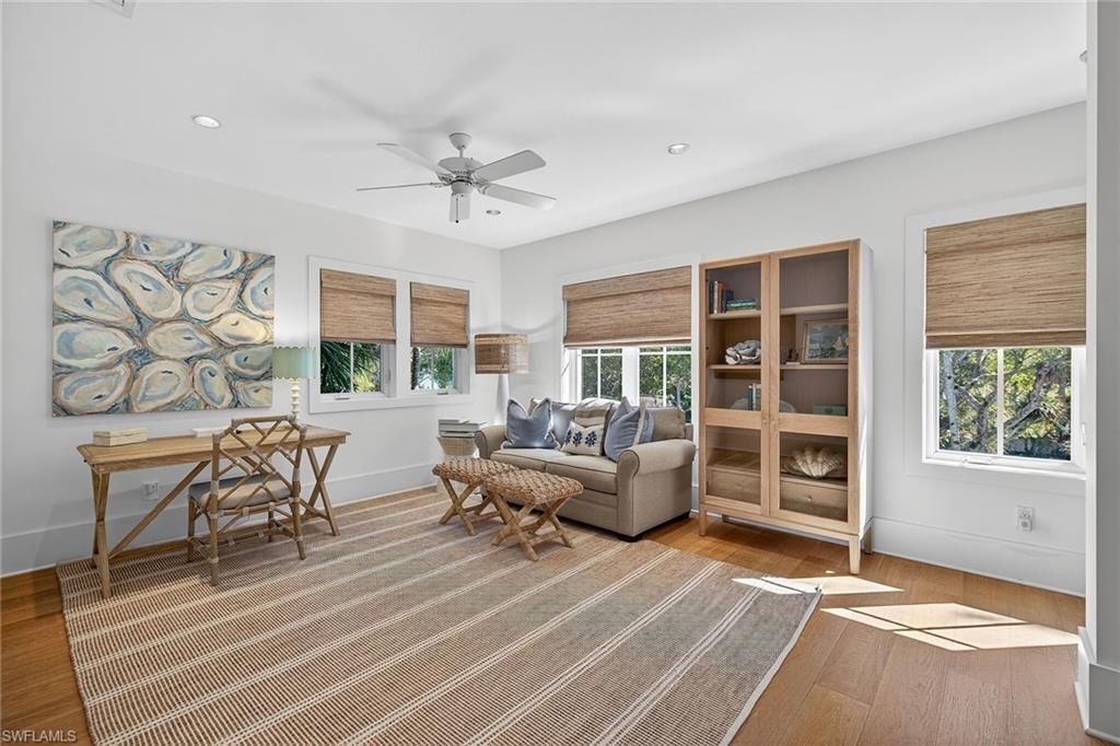 477 3rd Ave S, Unit 2, Naples, FL 34102 Photo