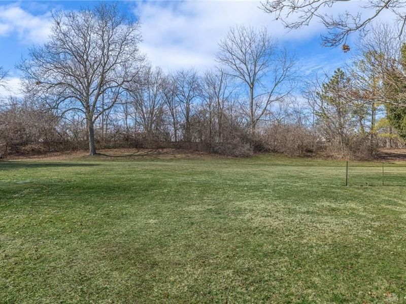 451 Lawnview Avenue, Springfield, OH 45505 Photo 25