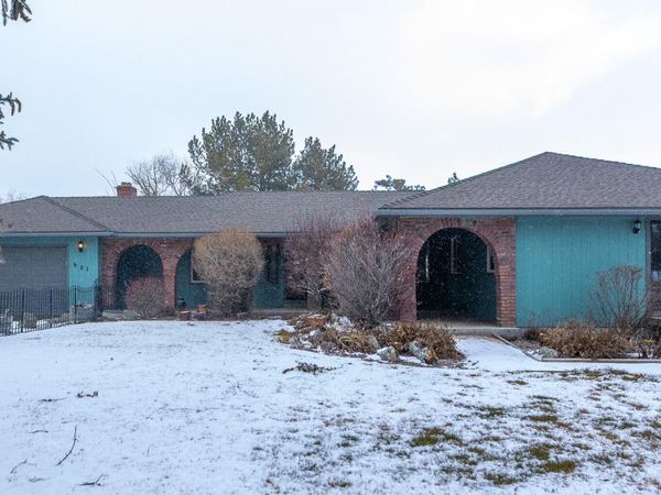 521 Old Midland Road, Midland, OR 97634