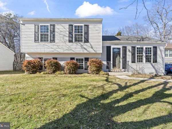 2425 YORK COURT, WALDORF, MD 20602