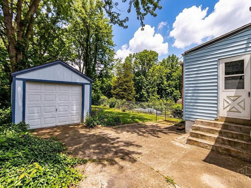 4817 Plainville Road, Cincinnati, OH 45227 Photo 22