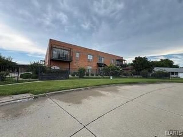 814 Auburn Drive, Unit 1, Sikeston, MO 63801