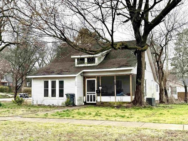 1119 S Madison Street, Jonesboro, AR 72401