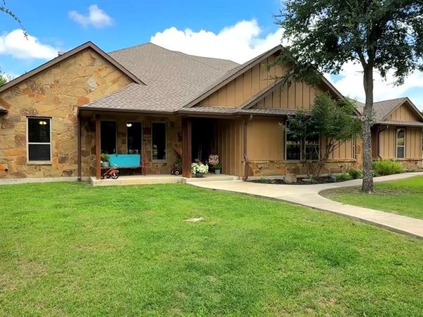 1011 Red Road, Howe, TX 75459