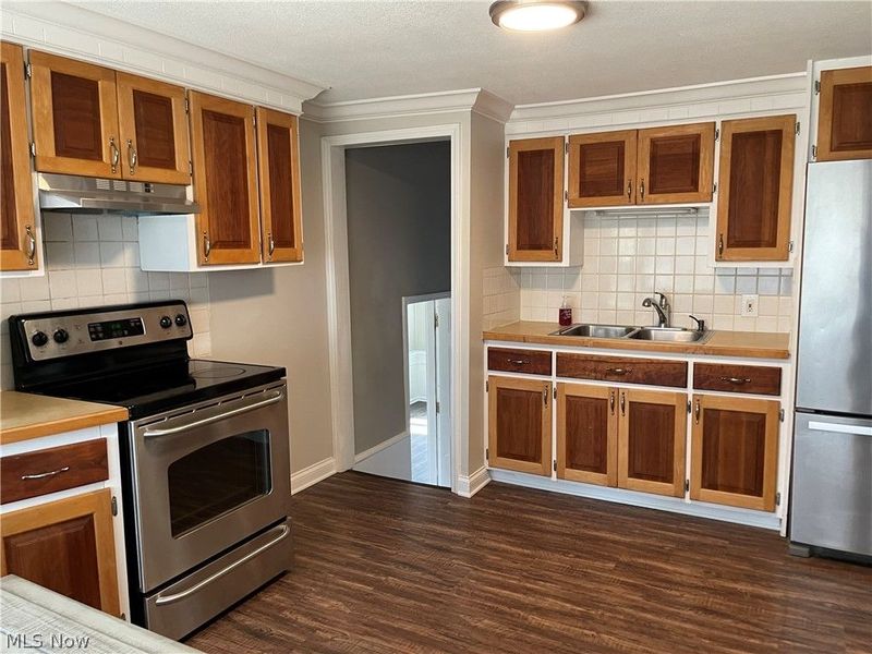 2958 E Turkeyfoot Lake Road, Uniontown, OH 44685 Photo 3