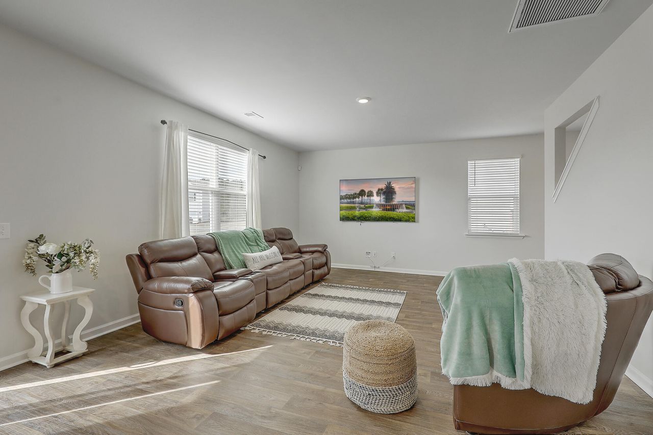 104 Akeley Lane Photo 12