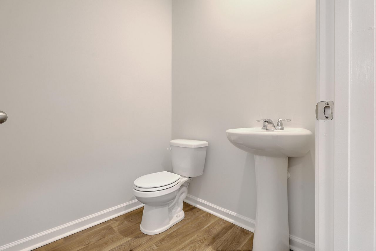 104 Akeley Lane Photo 19