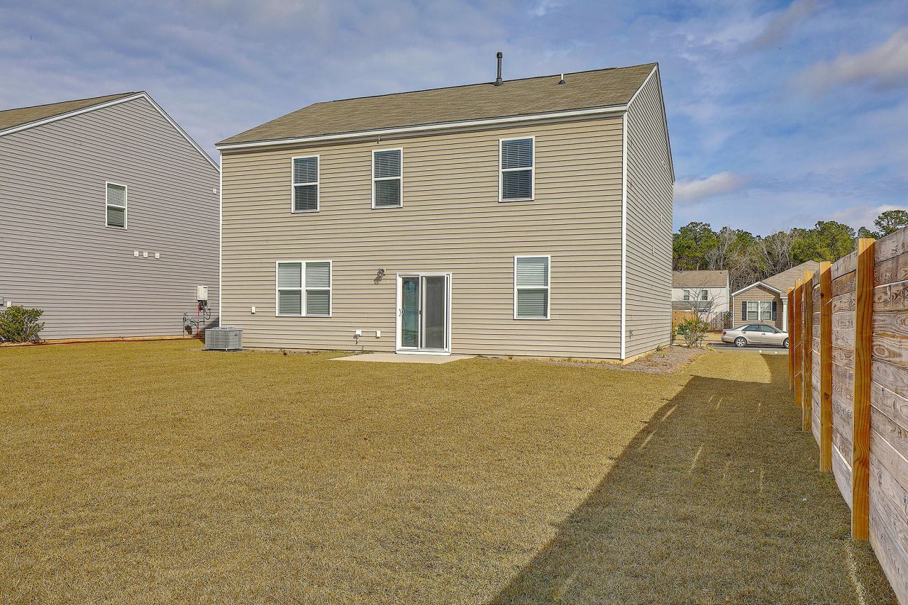 104 Akeley Lane Photo 5