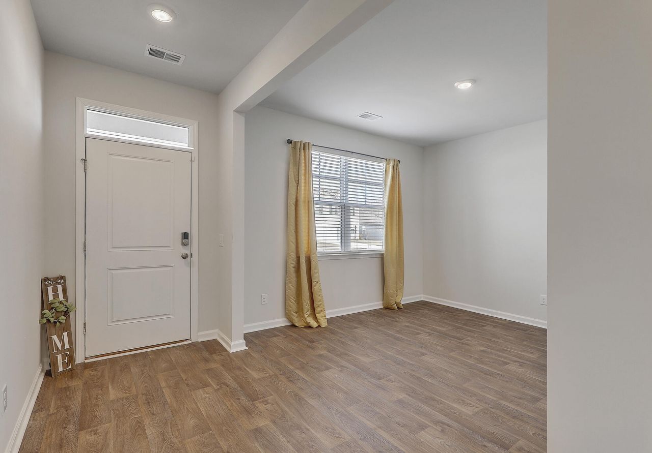 104 Akeley Lane Photo 8