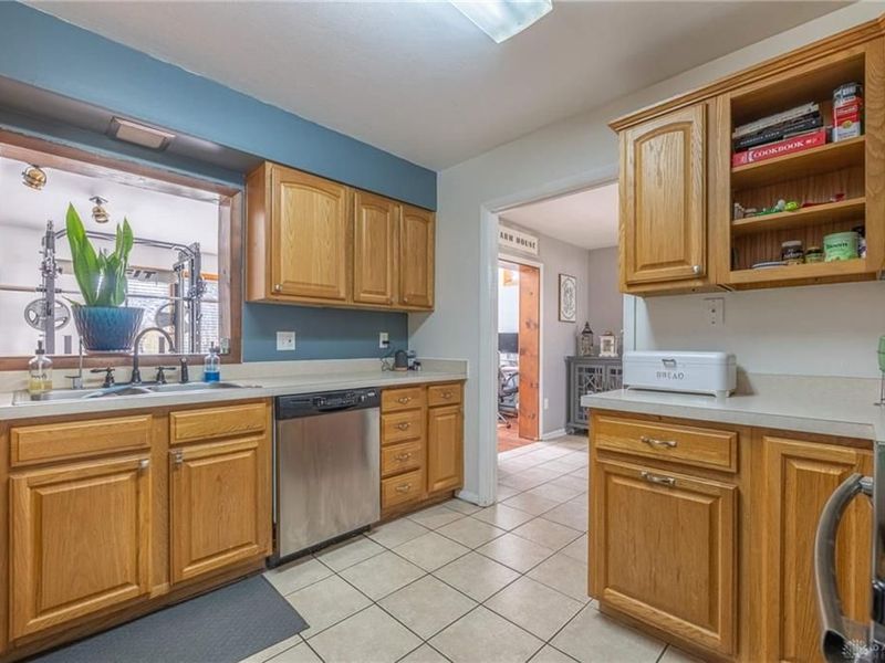 249 Bedford Avenue, Xenia, OH 45385 Photo 8