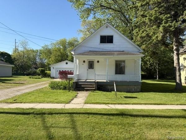 52 Carrington Street, Harbor Beach, MI 48441