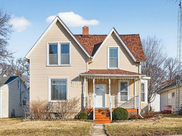 714 Ellwood Avenue , DeKalb, IL 60115