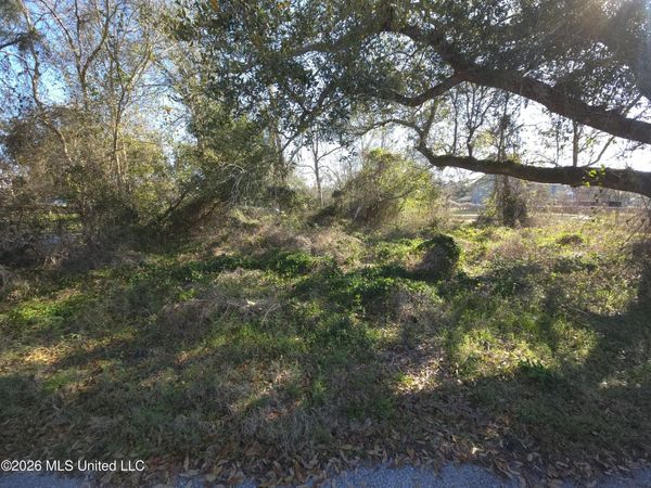 0 Hunter Avenue, Pass Christian, MS 39571