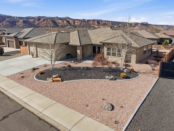 1223 Eagle Way , Fruita, CO 81521