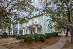 305 Hampton Forest Drive  photo 4