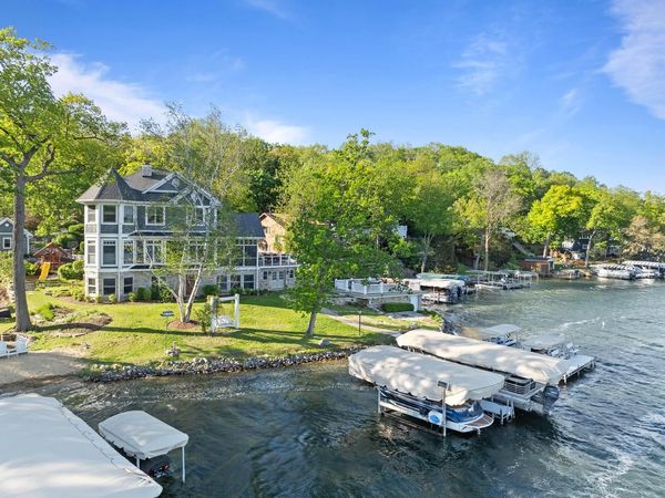 W5539 Oak Park ROAD, Elkhorn, WI 53121