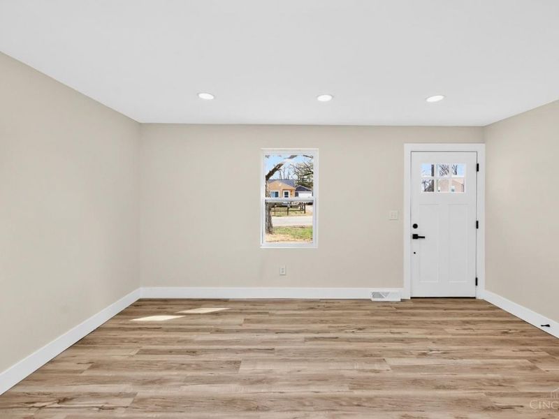 8081 Lawrence Drive, West Chester, OH 45069 Photo 11