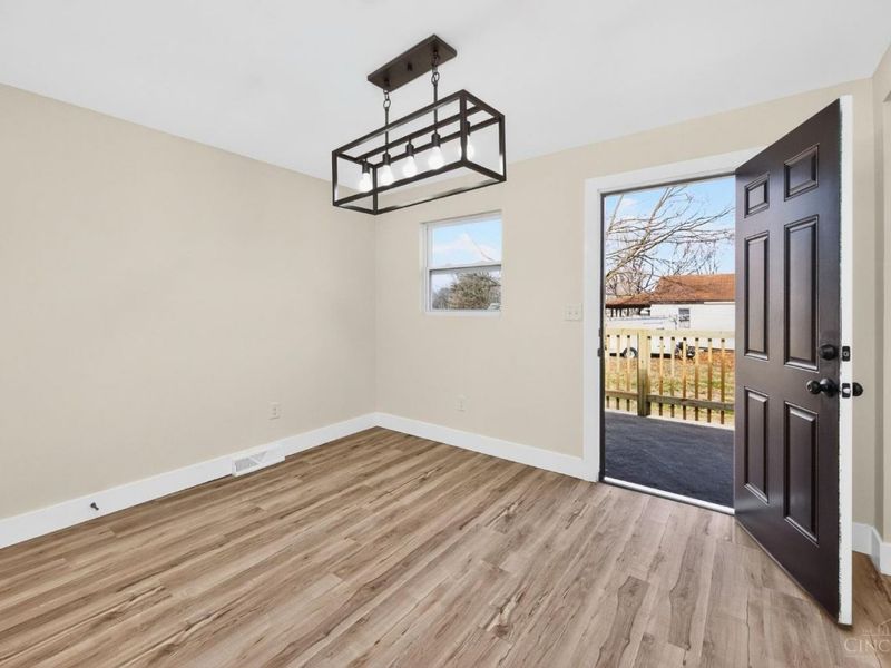 8081 Lawrence Drive, West Chester, OH 45069 Photo 24