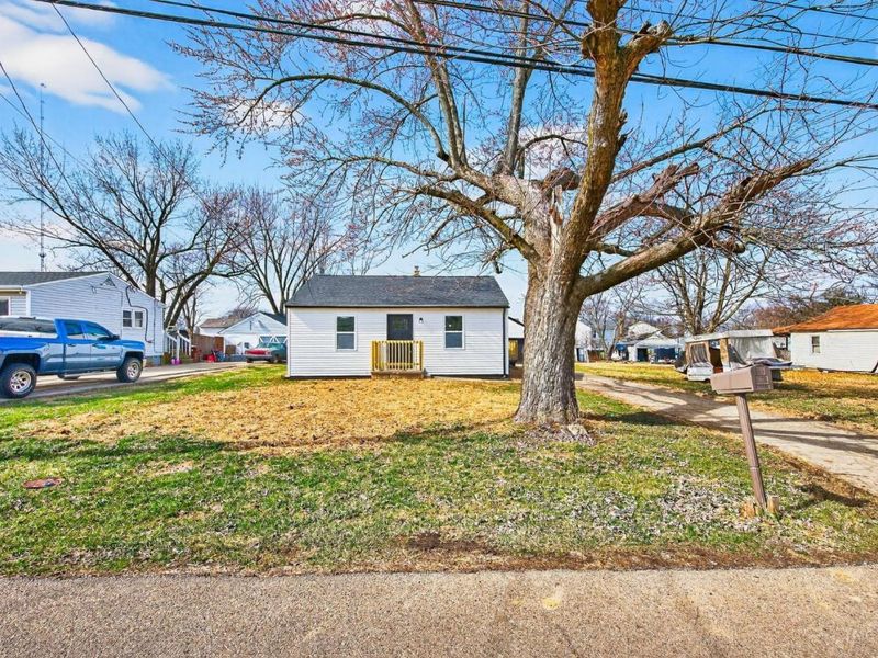 8081 Lawrence Drive, West Chester, OH 45069 Photo 5