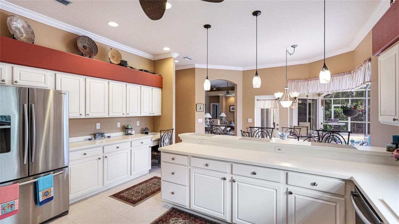 7126 Southgate Court , Sarasota, FL 34243 Photo