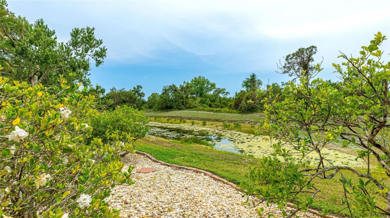 7126 Southgate Court , Sarasota, FL 34243 Photo