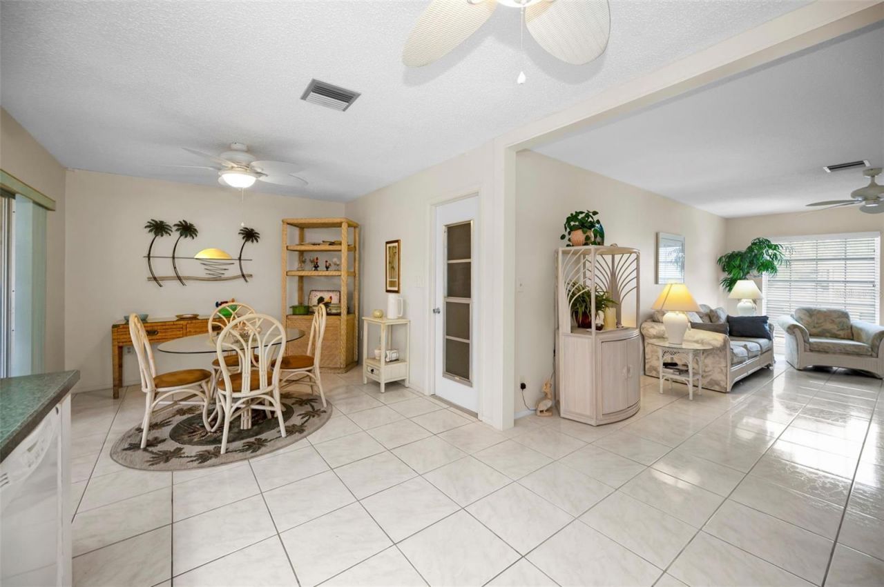 1055 Loch Haven Drive S, Dunedin, FL 34698 Photo