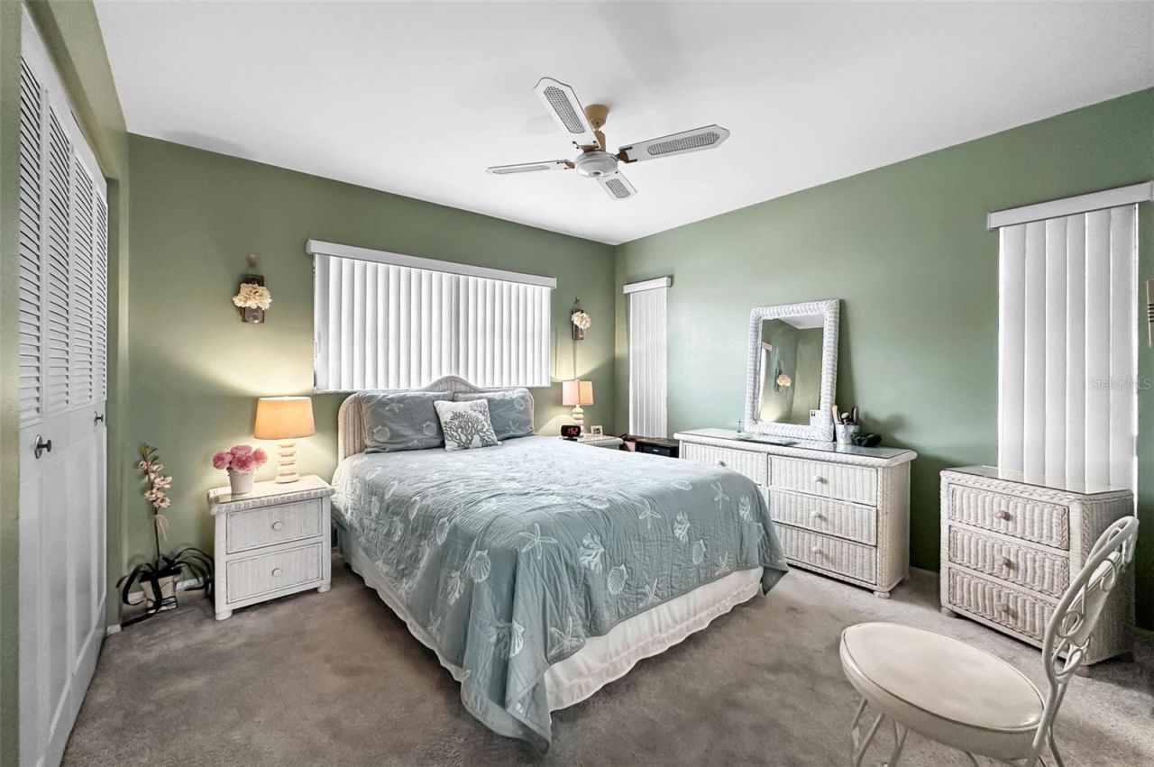 1055 Loch Haven Drive S, Dunedin, FL 34698 Photo