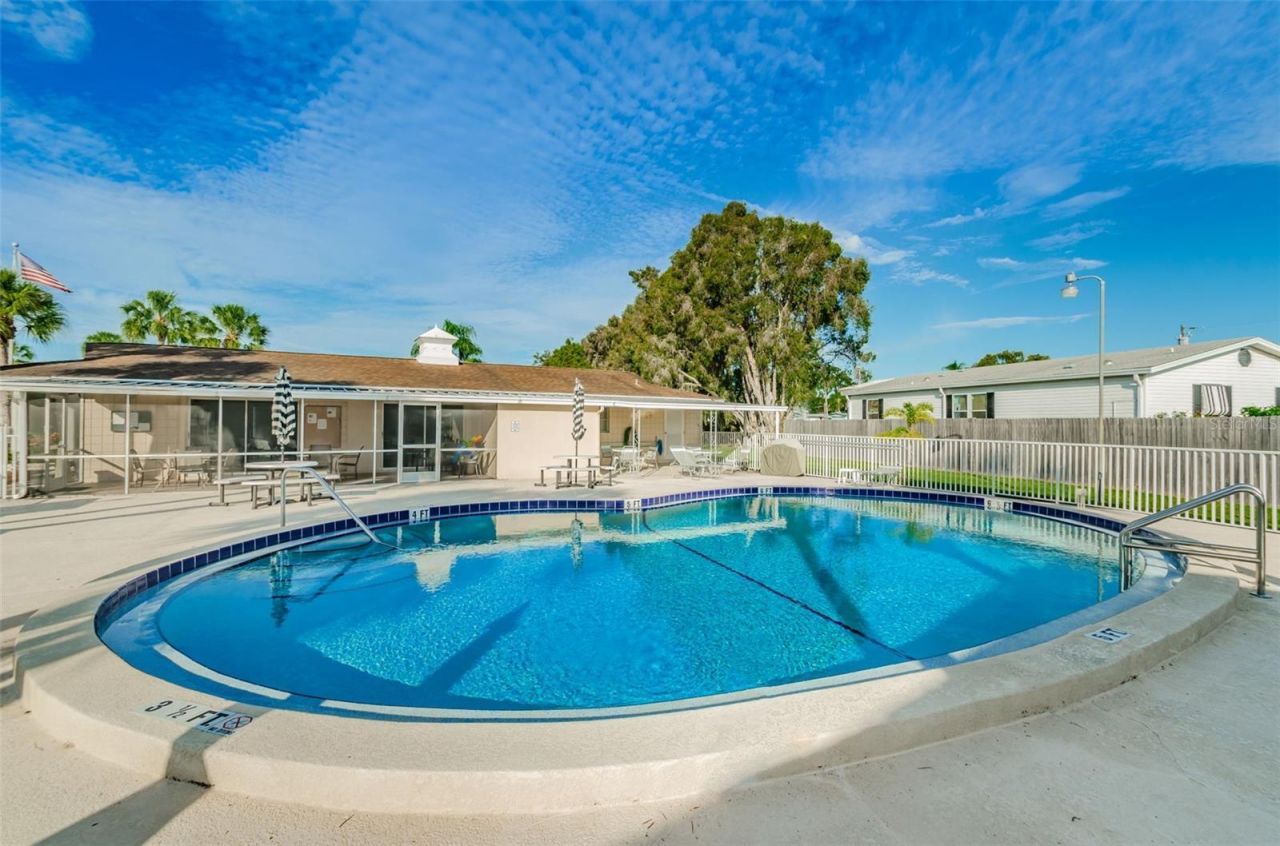 1055 Loch Haven Drive S, Dunedin, FL 34698 Photo