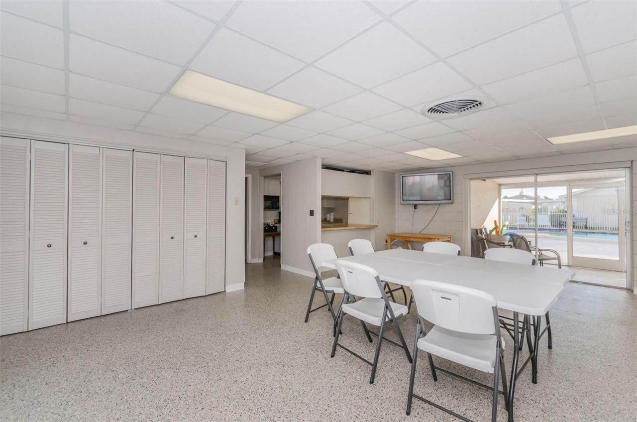 1055 Loch Haven Drive S, Dunedin, FL 34698 Photo