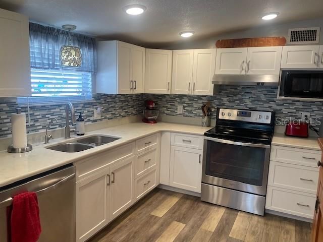 7935 49th Avenue N, Saint Petersburg, FL 33709 Photo