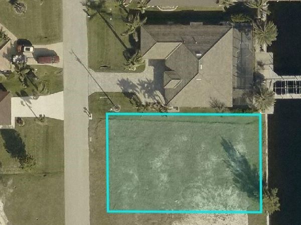 4703 SW 20TH AVENUE , CAPE CORAL, FL 33914