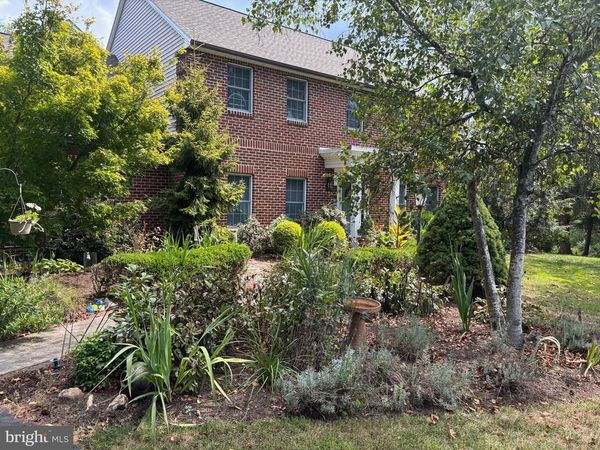 3 APPALOOSA WAY, CARLISLE, PA 17015