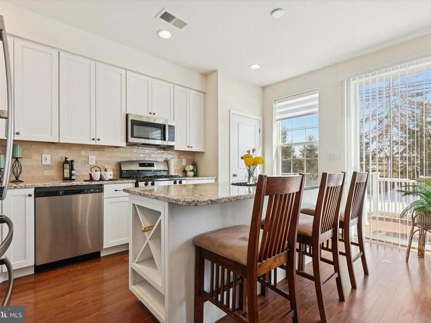 425 Cherry Blossom Lane, Norristown, PA 19403 Main Photo