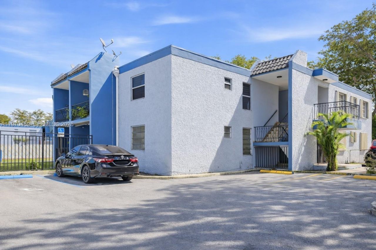 3001 SW 2nd St , Unit 111C, Miami, FL 33135 Photo