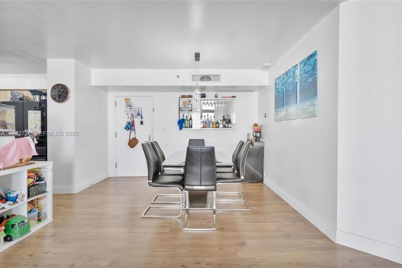 3530 Mystic Pointe Dr, Unit 2907, Aventura, FL 33180 Photo