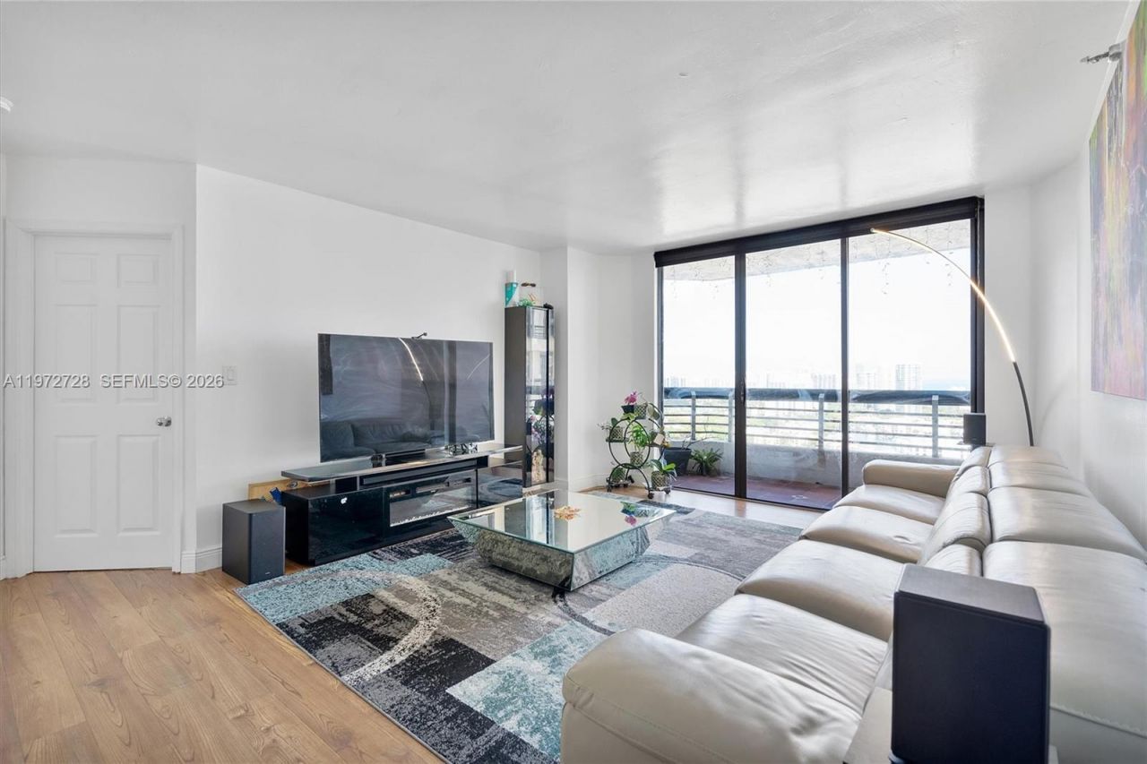 3530 Mystic Pointe Dr, Unit 2907, Aventura, FL 33180 Photo