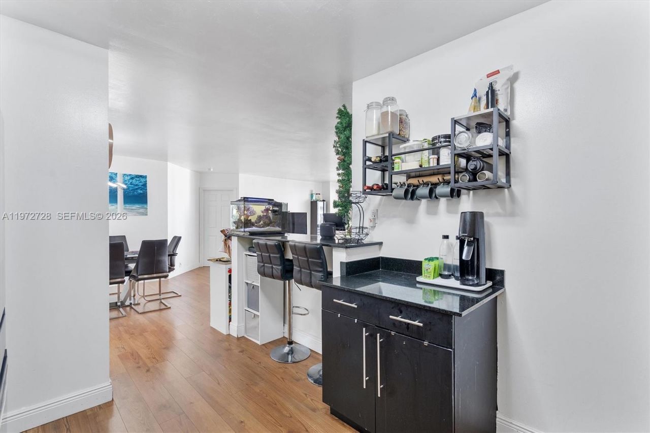 3530 Mystic Pointe Dr, Unit 2907, Aventura, FL 33180 Photo