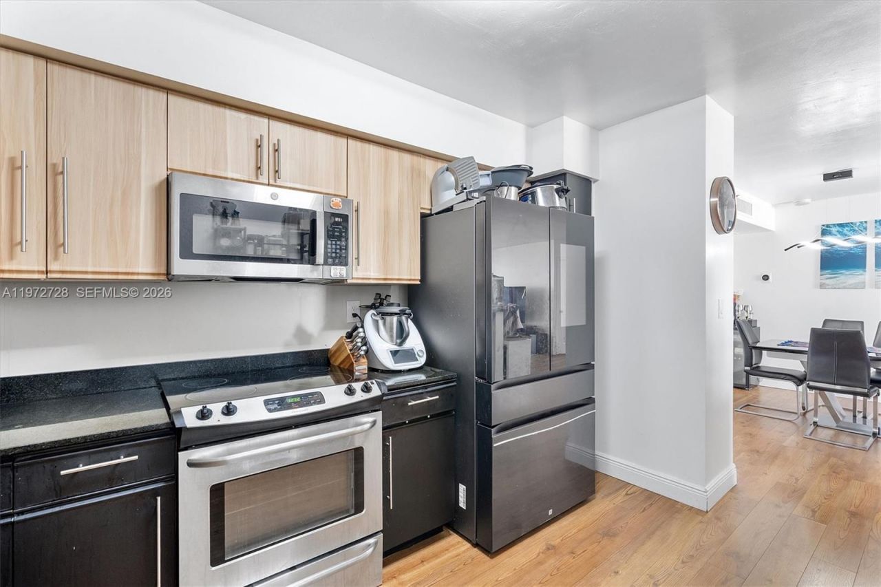 3530 Mystic Pointe Dr, Unit 2907, Aventura, FL 33180 Photo