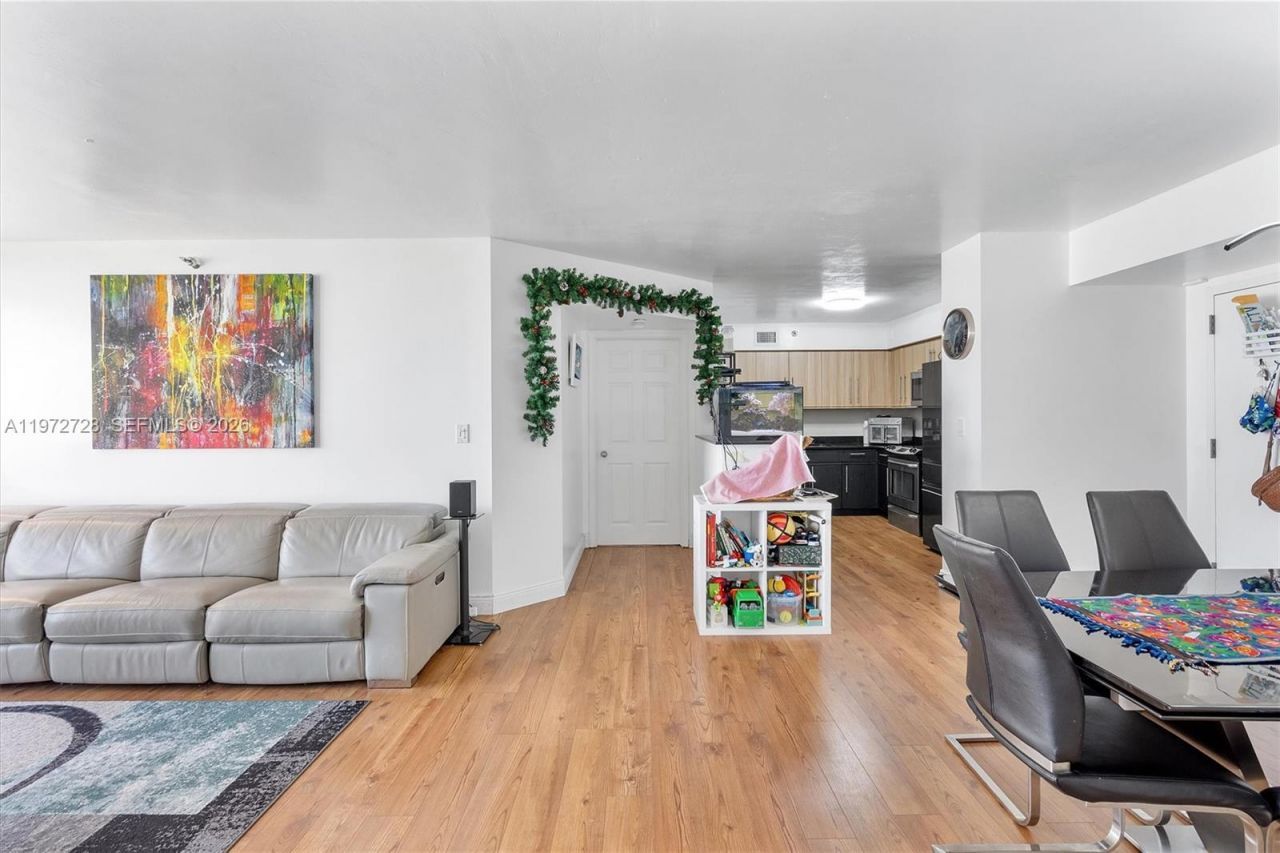 3530 Mystic Pointe Dr, Unit 2907, Aventura, FL 33180 Photo