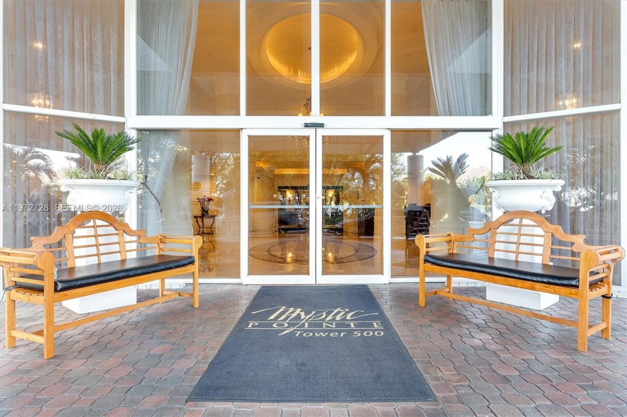 3530 Mystic Pointe Dr, Unit 2907, Aventura, FL 33180 Photo