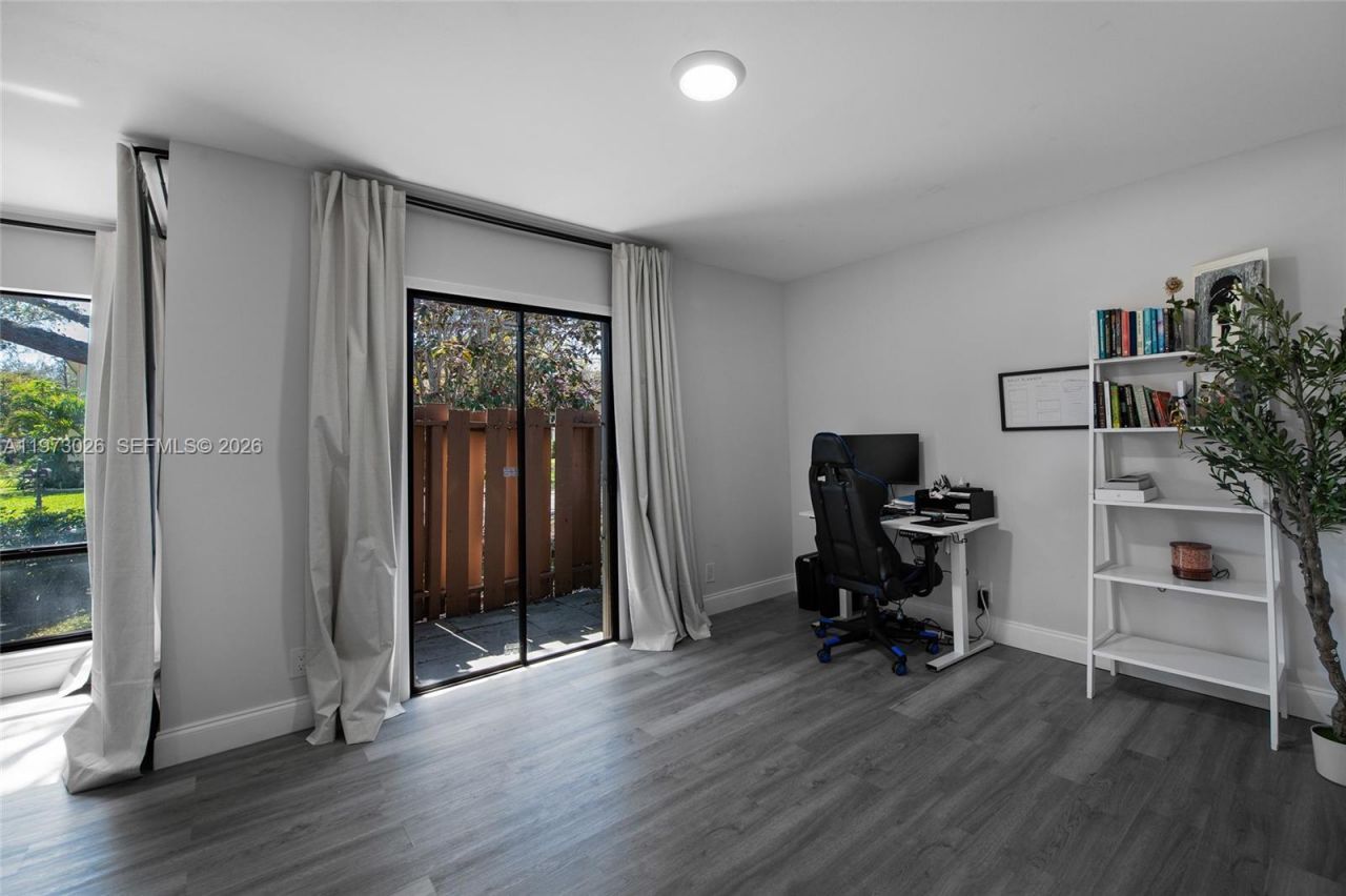 6185 Live Oak Ct , Unit A, Tamarac, FL 33319 Photo