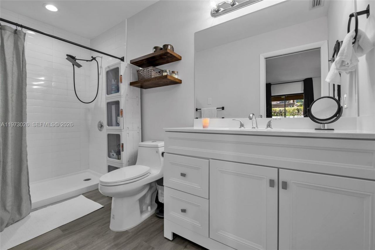 6185 Live Oak Ct , Unit A, Tamarac, FL 33319 Photo