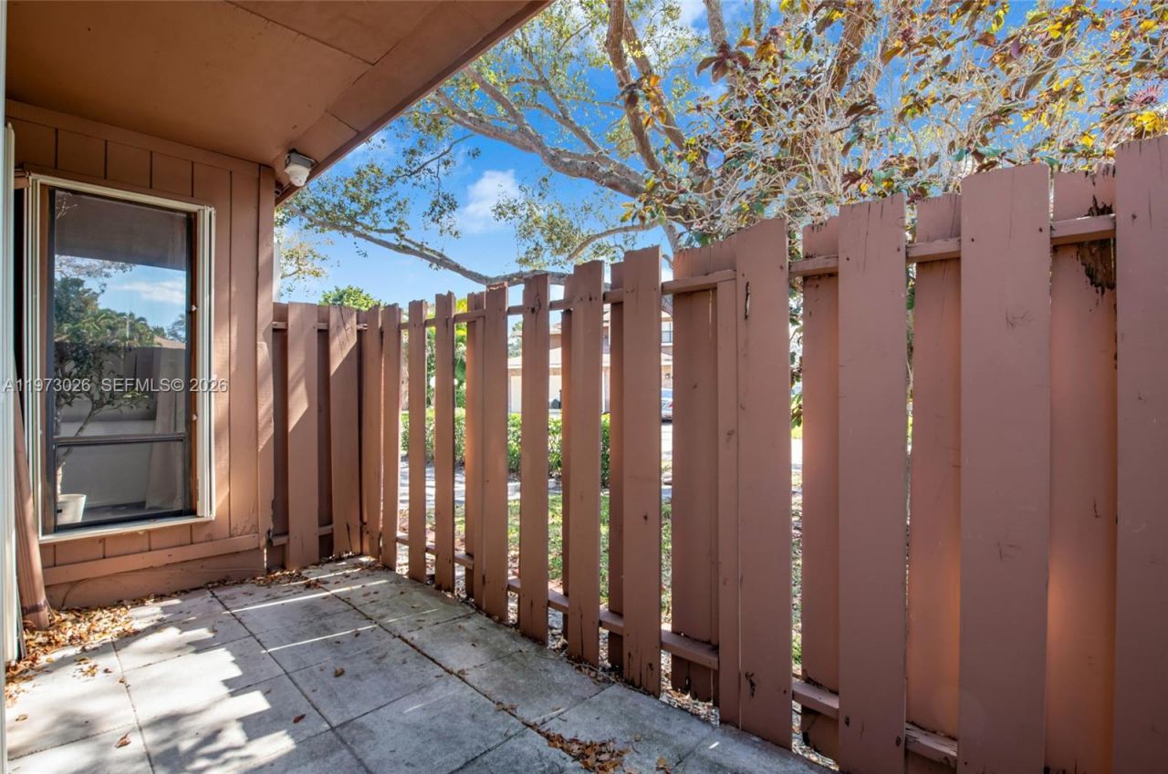 6185 Live Oak Ct , Unit A, Tamarac, FL 33319 Photo