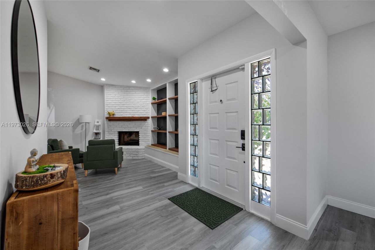 6185 Live Oak Ct , Unit A, Tamarac, FL 33319 Photo