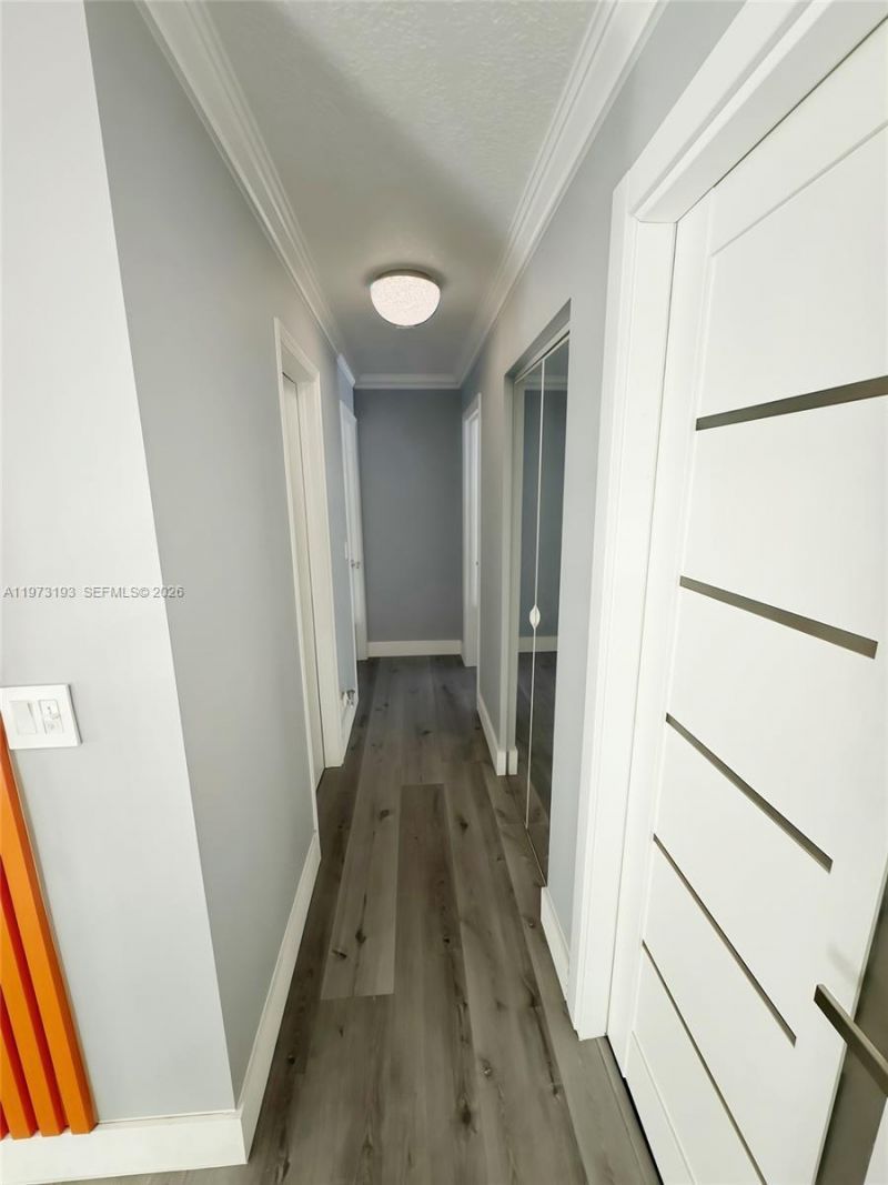 926 SW 102nd Ter , Pembroke Pines, FL 33025 Photo