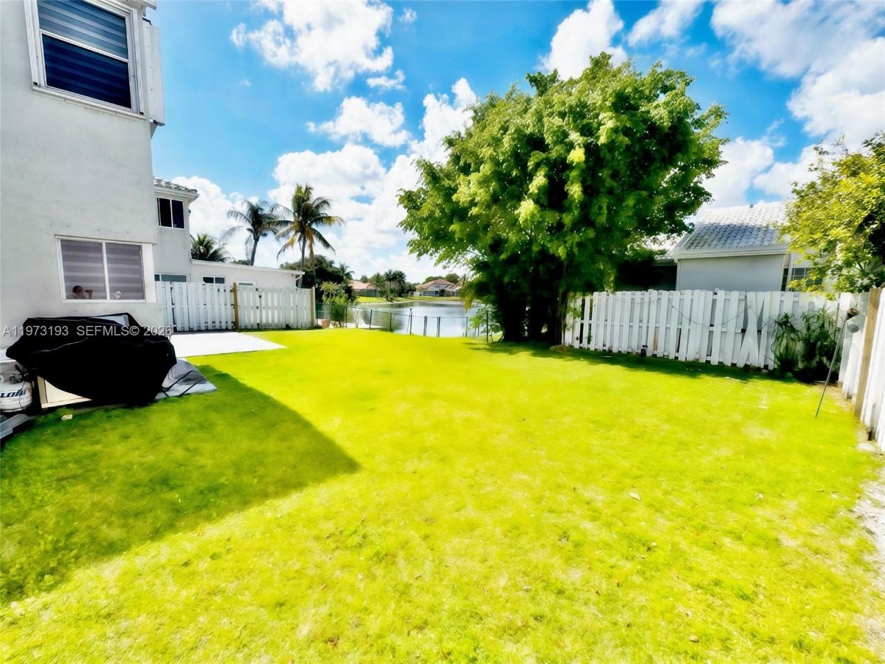 926 SW 102nd Ter , Pembroke Pines, FL 33025 Photo