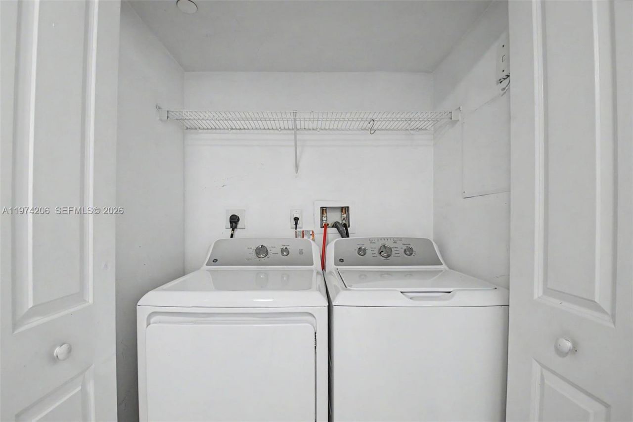 1250 S Miami Ave , Unit 2604, Miami, FL 33130 Photo